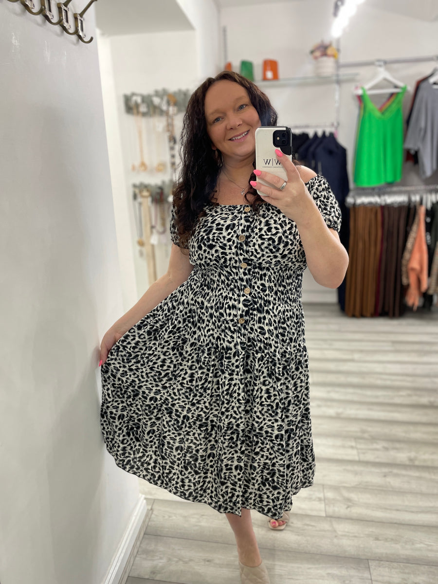 Colson Midi Dress Black White Wall Clothing Company