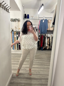  Annis Top- White
