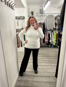  Clea Knitted Jumper- White